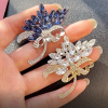 Blue Crystal Elegant Korean Style Flower Brooch