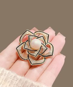 Versatile Coat Brooch Elegant Anti-Exposure Suit Accessory Pin 04